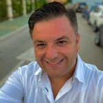 Rafael Velázquez Jones